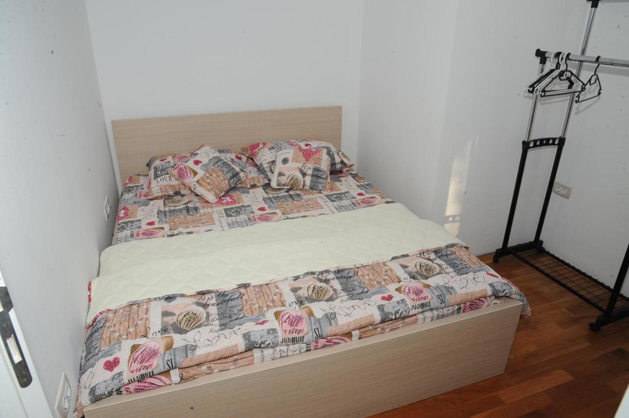 Vila Odmor Na Dunavu Beocin Bagian luar foto
