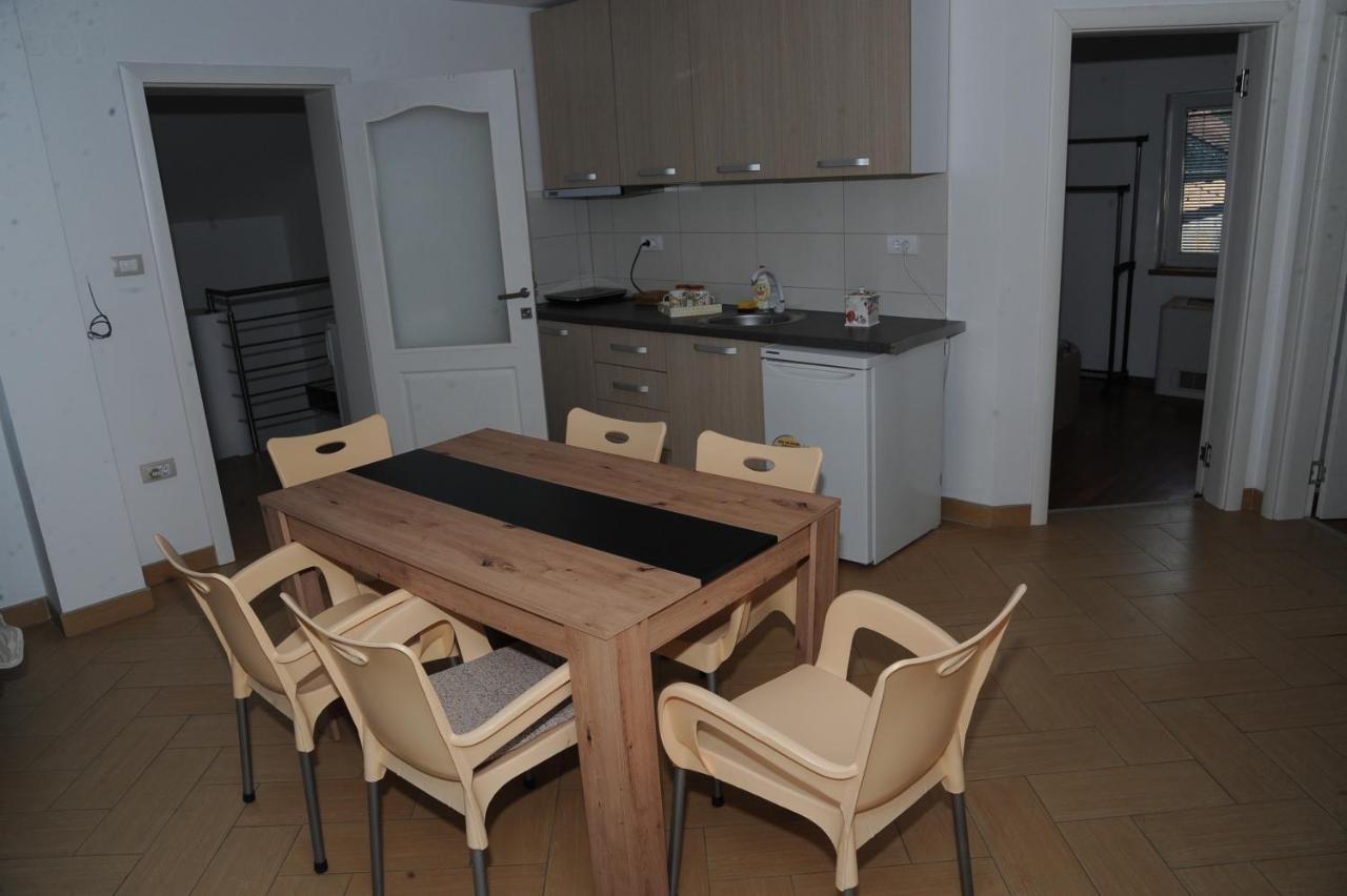 Vila Odmor Na Dunavu Beocin Bagian luar foto